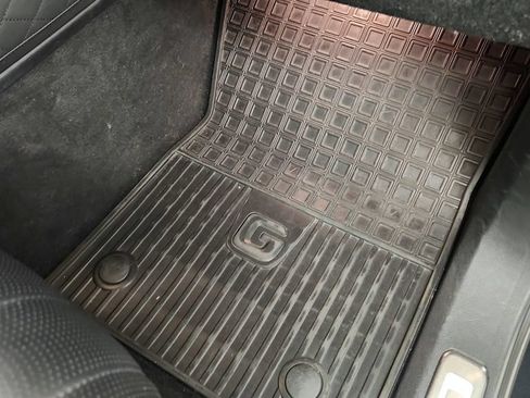 Used 2023 Mercedes-Benz G 550 image 33