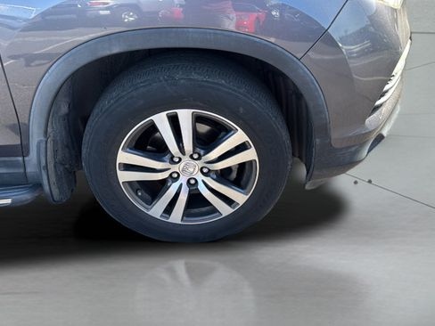 Used 2018 Honda Pilot EX image 34