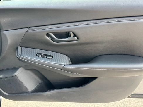 Used 2025 Nissan Sentra S FWD image 23