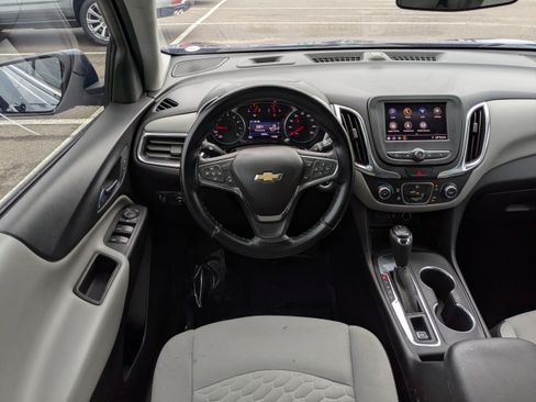 Used 2020 Chevrolet Equinox LT image 16