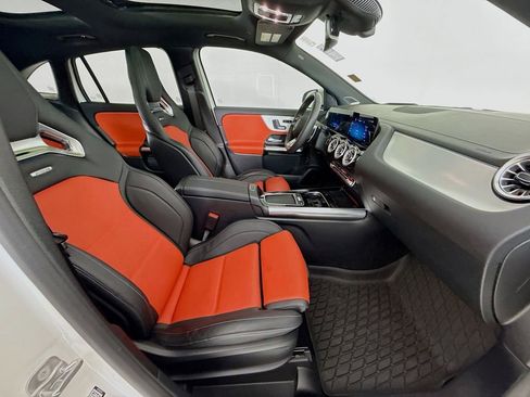 Used 2024 Mercedes-Benz GLA 35 AMG 4MATIC image 35