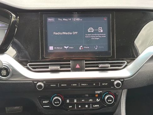 Used 2022 Kia Niro EX FWD image 18