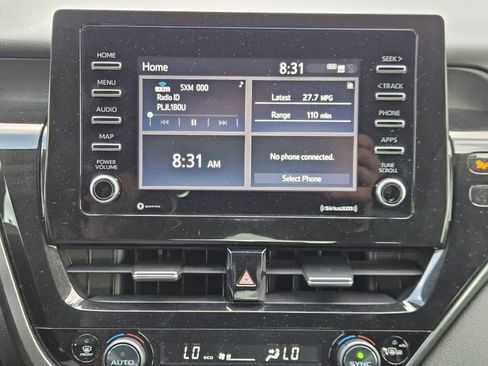 Used 2022 Toyota Camry SE FWD image 15
