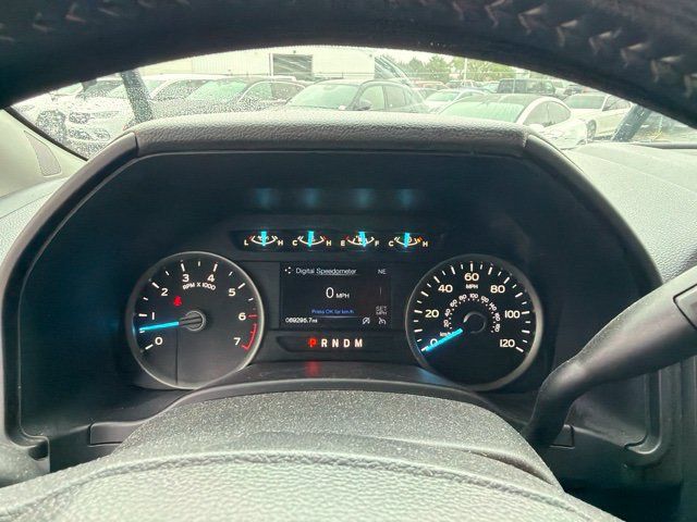 Used 2018 Ford F150 XLT w/ Equipment Group 302A Luxury AWD/4WD image 13