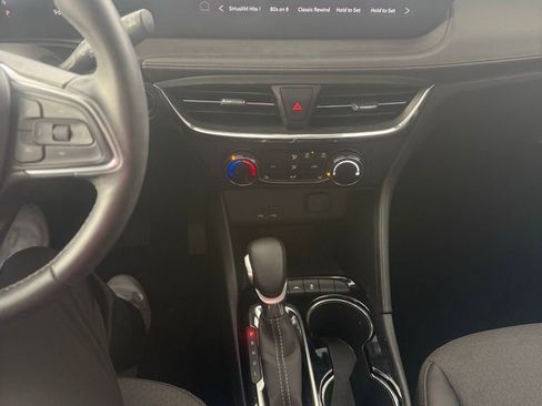 Used 2024 Buick Encore GX Preferred w/ Comfort Package image 19