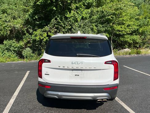 Used 2022 Kia Telluride S AWD/4WD image 5