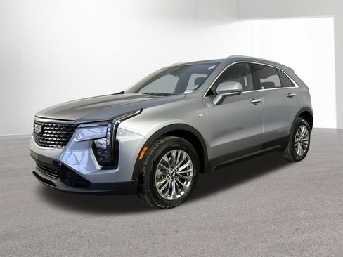 Used 2025 Cadillac XT4 Premium Luxury image 1
