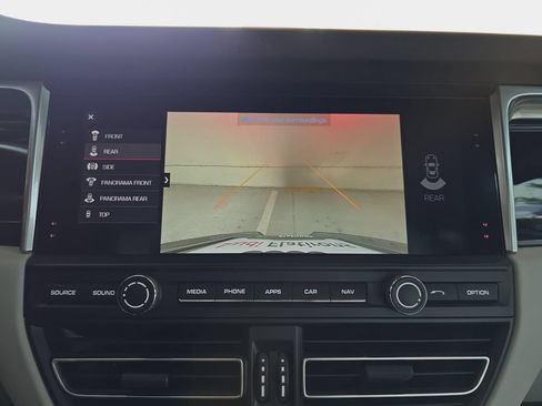 Used 2019 Porsche Macan S AWD/4WD image 25
