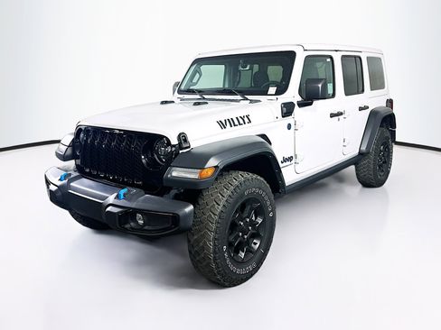 Used 2023 Jeep Wrangler Unlimited w/ 8.4" Radio Group AWD/4WD image 3