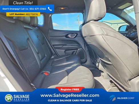 Used 2025 Jeep Compass Latitude w/ Altitude Special Edition AWD/4WD image 15