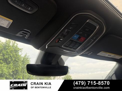 Used 2022 Jeep Wagoneer Series III w/ Premium Group I AWD/4WD image 19