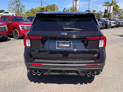 Used 2025 Ford Explorer ST w/ Sun And Sound Package image 11