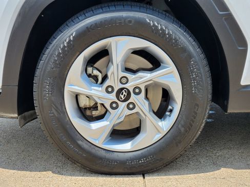 Used 2024 Hyundai Tucson SE FWD image 19
