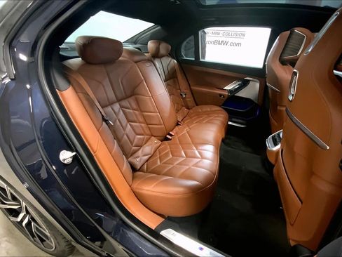 Certified 2023 BMW 760i xDrive image 20
