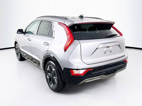 New 2025 Kia Niro Wind image 7