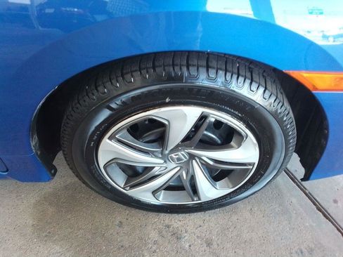 Used 2019 Honda Civic LX image 25