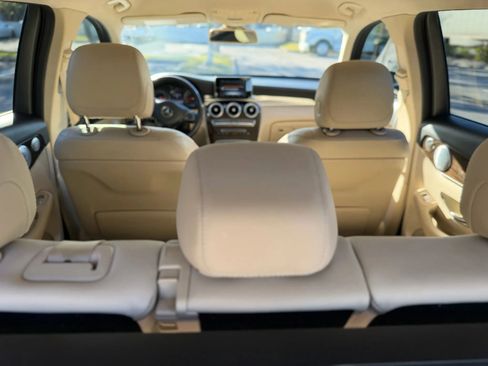 Used 2016 Mercedes-Benz GLC 300 image 22