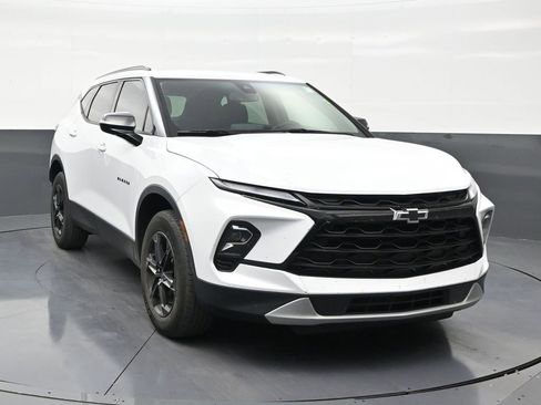 Used 2024 Chevrolet Blazer LT w/ Midnight/Sport Edition FWD image 7