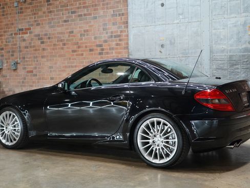 Used 2006 Mercedes-Benz SLK 55 AMG image 12