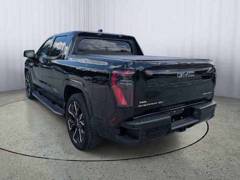 Certified 2025 GMC Sierra EV Denali AWD/4WD image 4