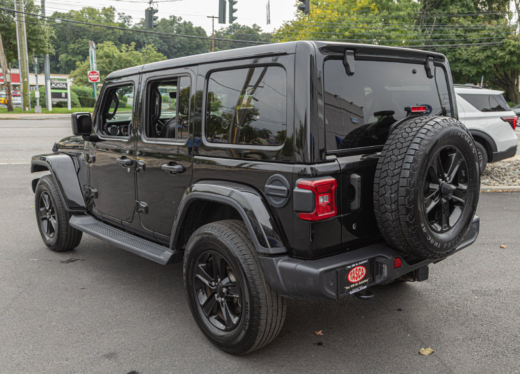 Used 2020 Jeep Wrangler Unlimited Sahara AWD/4WD image 4