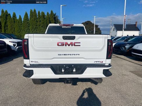 New 2026 GMC Sierra 2500 AT4 w/ AT4 Premium Plus Package AWD/4WD image 4