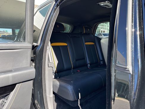 Used 2022 Rolls-Royce Cullinan image 23