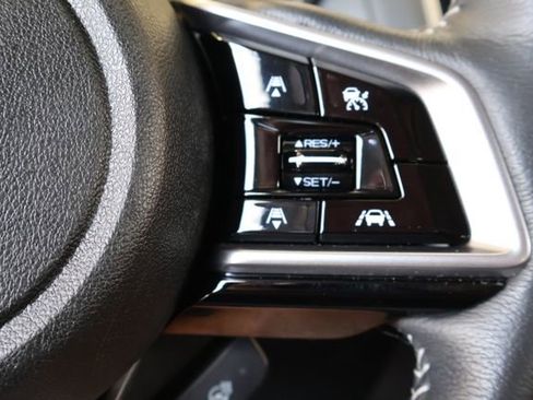 Used 2018 Subaru Outback 3.6R Touring AWD/4WD image 26