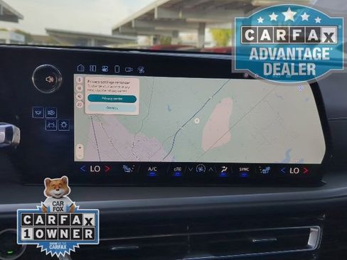 Certified 2025 Chevrolet Traverse LT w/ Driver Confidence Package image 7