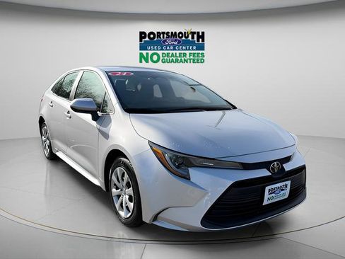 Used 2024 Toyota Corolla LE FWD image 1