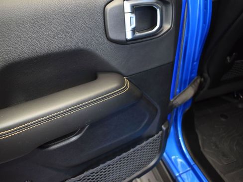 Used 2024 Jeep Wrangler Sahara w/ Technology Group image 15