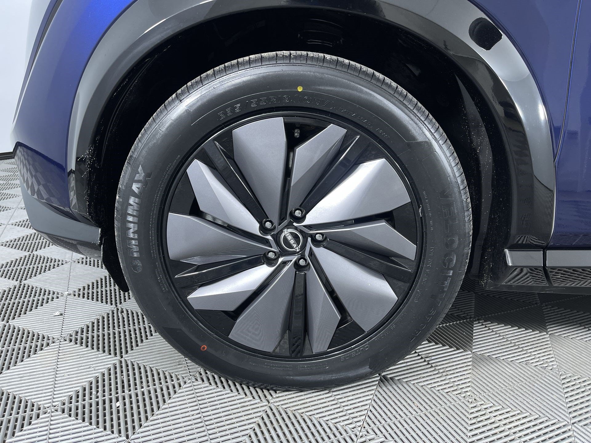 Certified 2024 Nissan Ariya AWD image 26