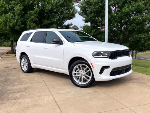 Used 2024 Dodge Durango GT AWD/4WD image 1