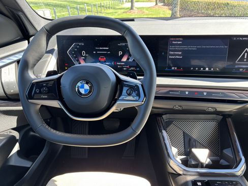 Certified 2025 BMW X3 xDrive30i w/ Premium Package image 30