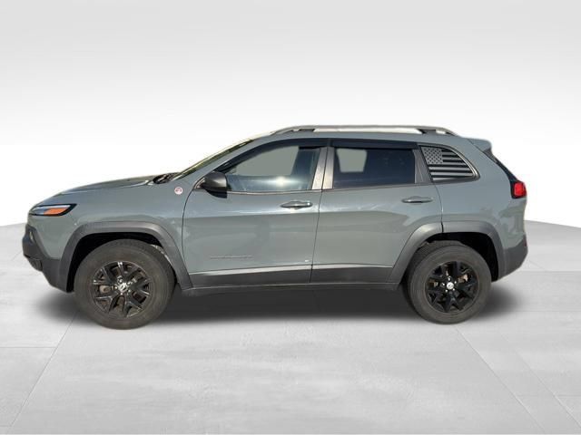 Used 2014 Jeep Cherokee Trailhawk w/ Comfort/Convenience Group AWD/4WD image 7