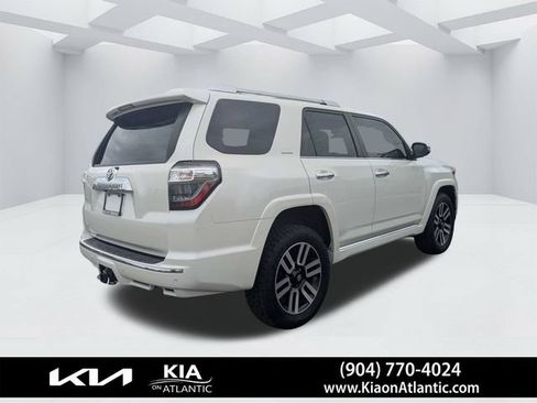 Used 2023 Toyota 4Runner Limited AWD/4WD image 3