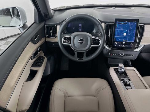 New 2026 Volvo XC90 B5 Plus w/ Protection Package image 21