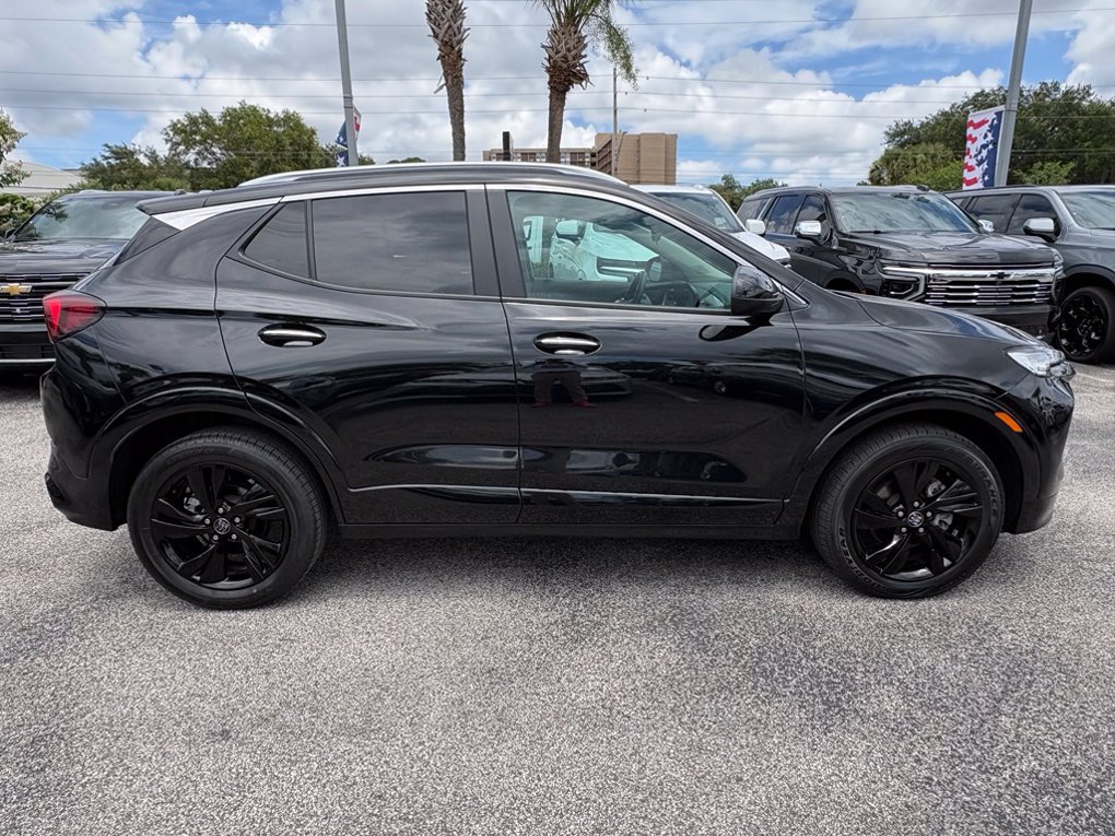 Used 2024 Buick Encore GX Sport Touring AWD/4WD image 12