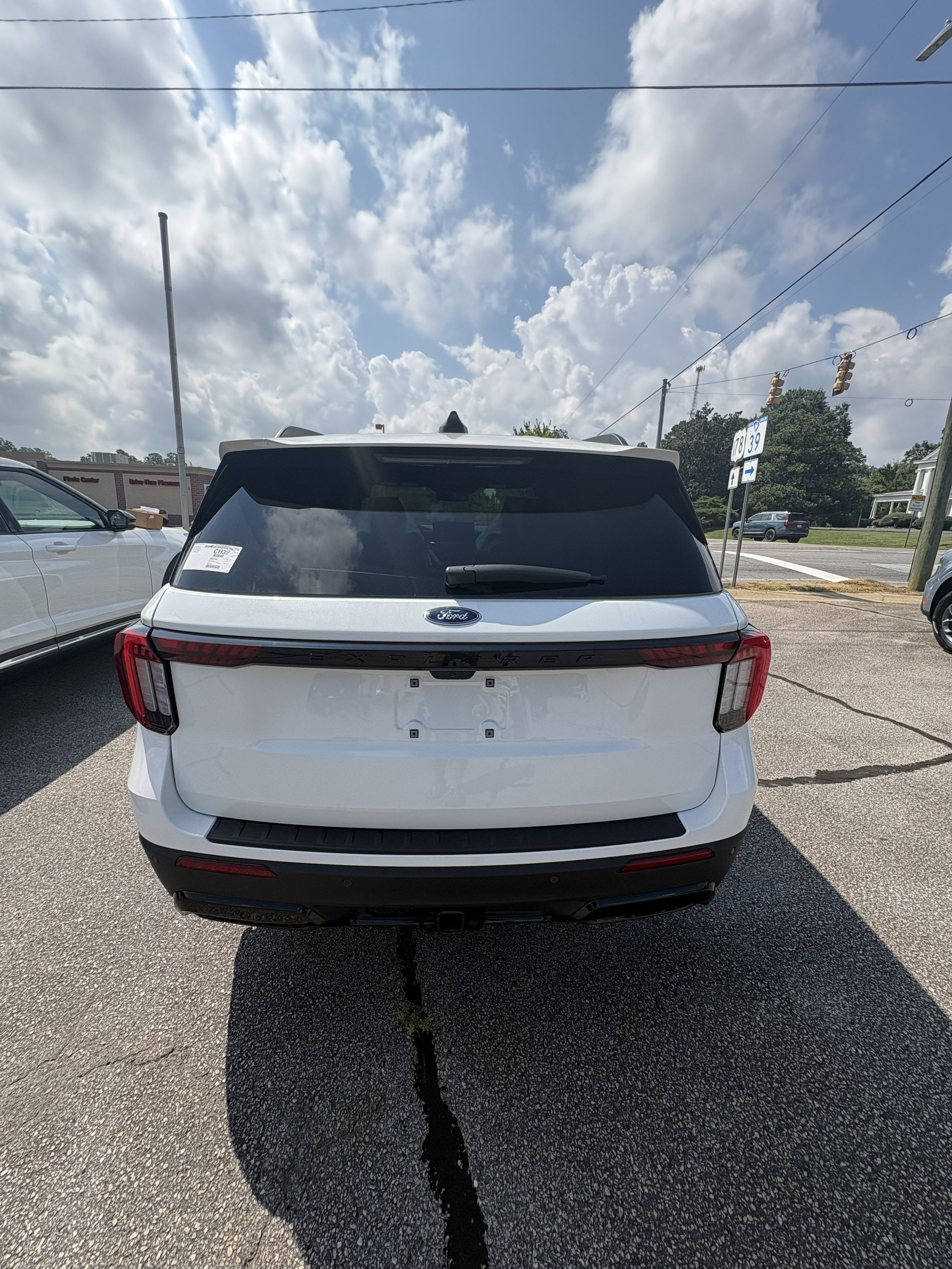 New 2026 Ford Explorer ST-Line w/ ST-Line Street Pack RWD image 5