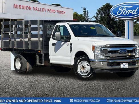 Used 2021 Ford F350 XLT RWD image 1