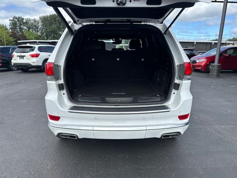 Used 2019 Jeep Grand Cherokee Summit AWD/4WD image 11