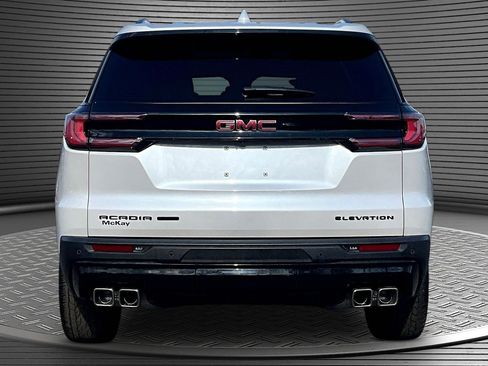Used 2025 GMC Acadia Elevation w/ Elevation Premium Package image 5