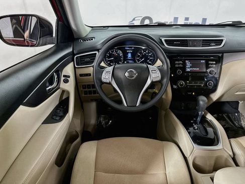 Used 2016 Nissan Rogue S FWD image 24