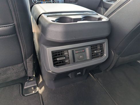 Used 2026 Ford F250 Lariat AWD/4WD image 28