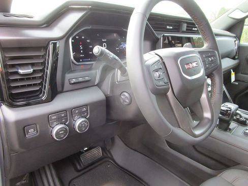 New 2026 GMC Sierra 1500 AT4 w/ AT4 Premium Package image 32