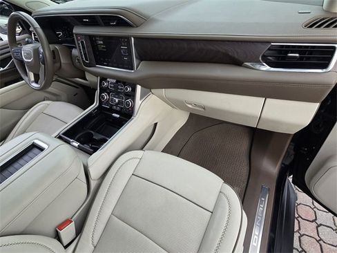 Used 2023 GMC Yukon Denali image 21