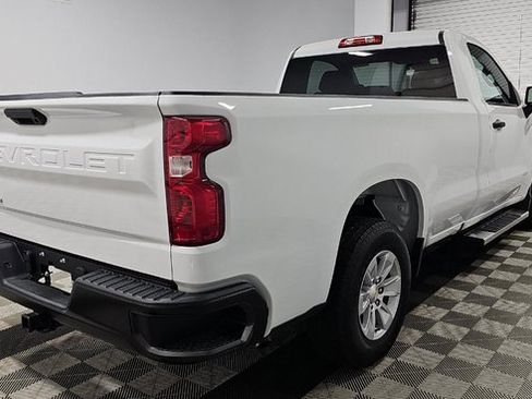 Certified 2025 Chevrolet Silverado 1500 W/T w/ WT Value Package image 3