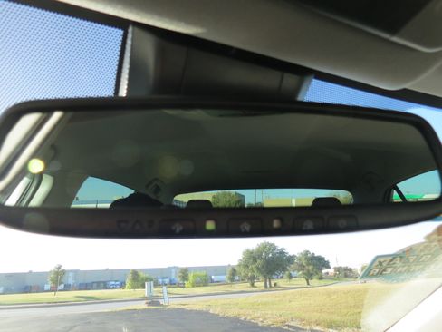 Used 2022 Toyota Camry XLE image 21