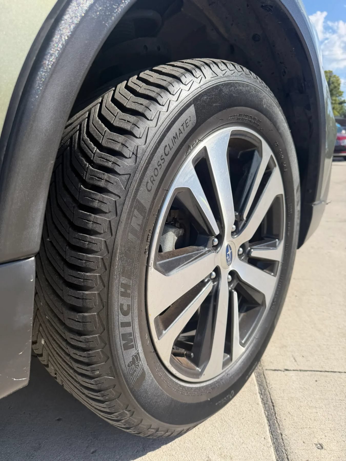 Used 2019 Subaru Outback 3.6R Limited AWD/4WD image 9