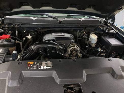 Used 2011 Chevrolet Silverado 1500 LT w/ All-Star Edition AWD/4WD image 12